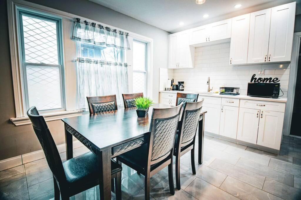 Comfortable 3Br, 1 Bath Close To The Falls Niagara Falls Exterior foto